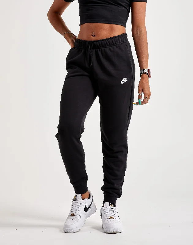 Nike Club Fleece Mid-Rise Pants